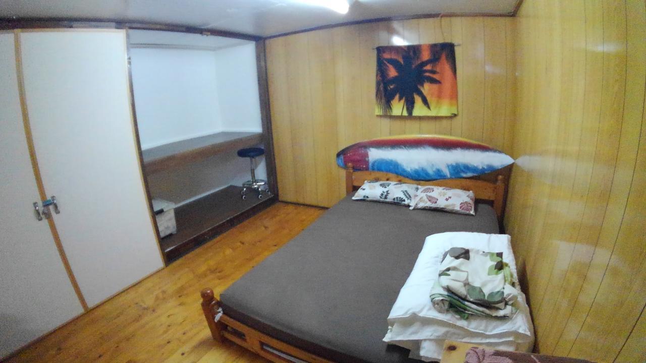 Tropical Surf House Okinawa Hotel อนนะ ภายนอก รูปภาพ