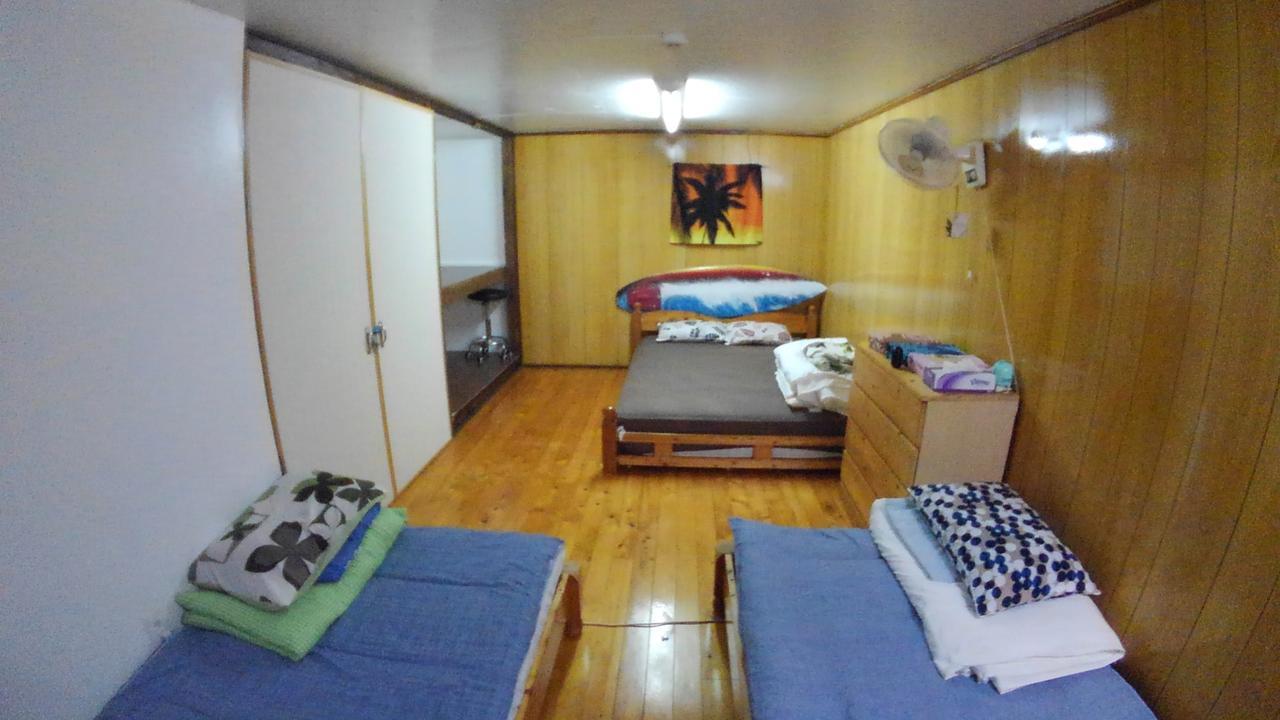Tropical Surf House Okinawa Hotel อนนะ ภายนอก รูปภาพ
