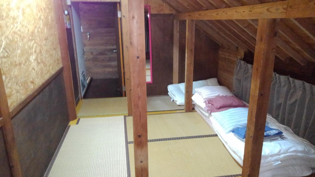 Tropical Surf House Okinawa Hotel อนนะ ภายนอก รูปภาพ